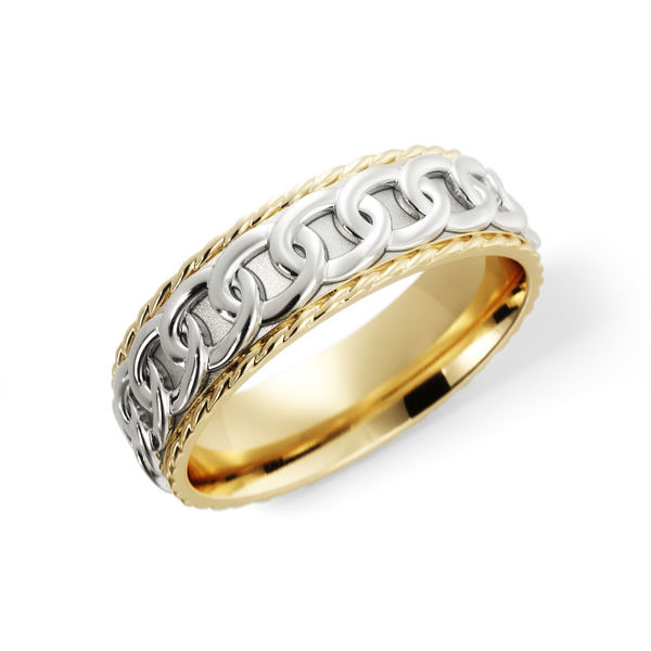 Picture of Link Detail Casted Center Rope Edge Men's Wedding Band